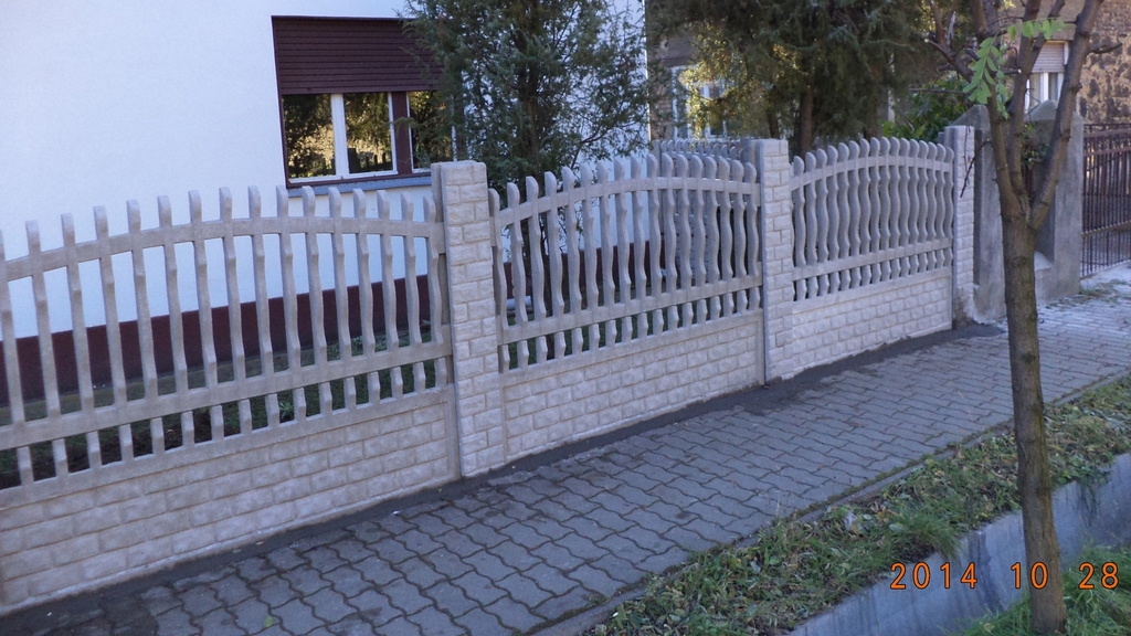 A9 Betonzaun, Betonzäune