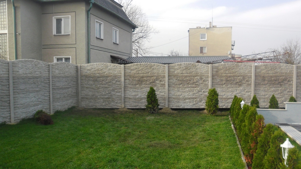 A28 Betonzaun, Betonzäune