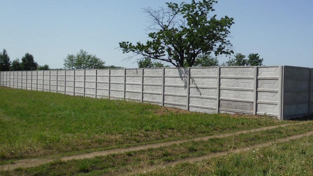A23 Betonzaun, Betonzäune