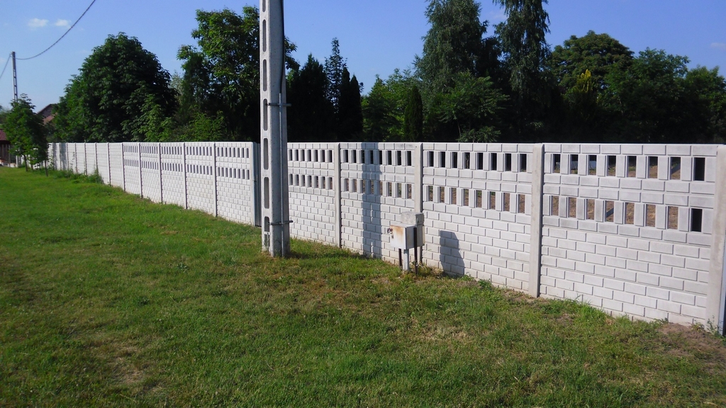 S4 Betonzaun, Betonzäune