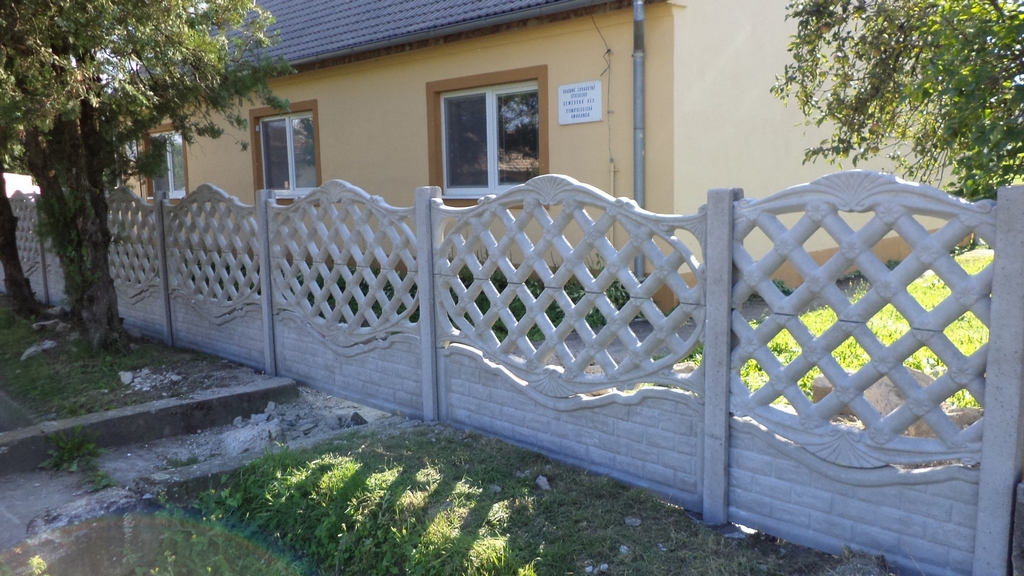 A7 Betonzaun, Betonzäune